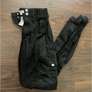 black garage joggers size xs